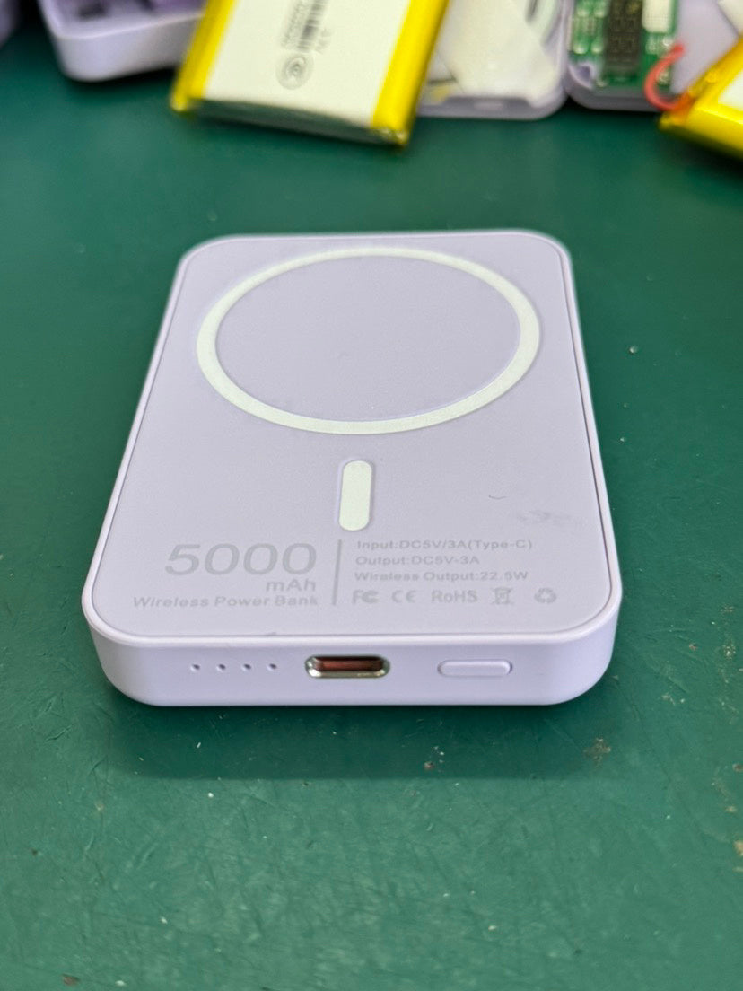 Wireless Qi Power Bank - JEFF's Favorite Picks