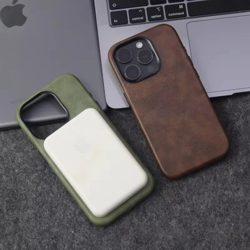 Retro Crazy Horse Leather MagSafe Case – Vintage Texture Cover