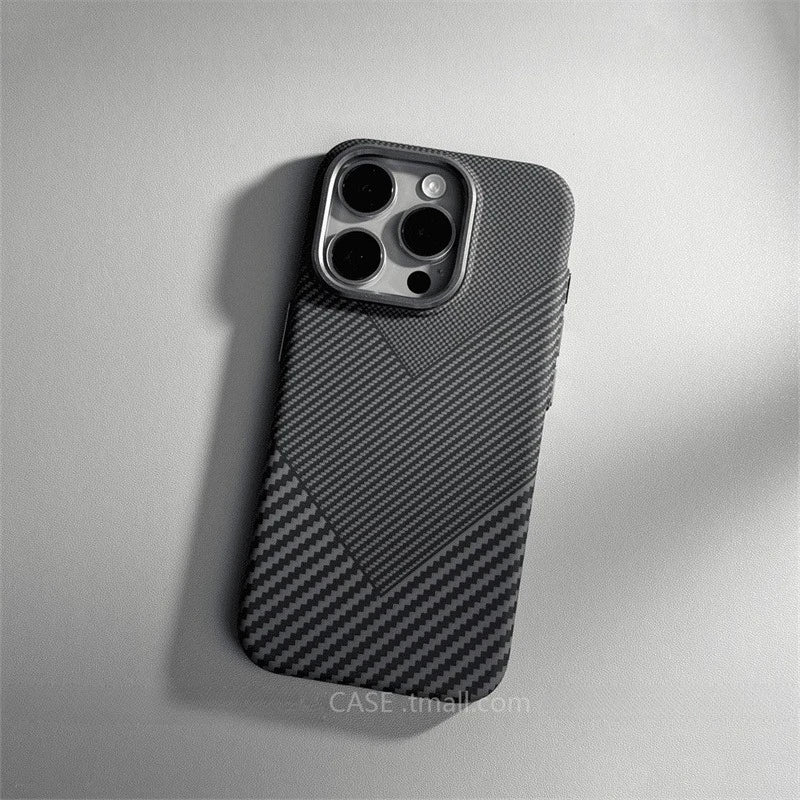 Carbon Fiber MagSafe Case for iPhone 15/16/17 Pro Max – Camera Lens Protection