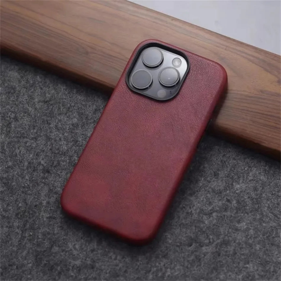 Retro Crazy Horse Leather MagSafe Case – Vintage Texture Cover
